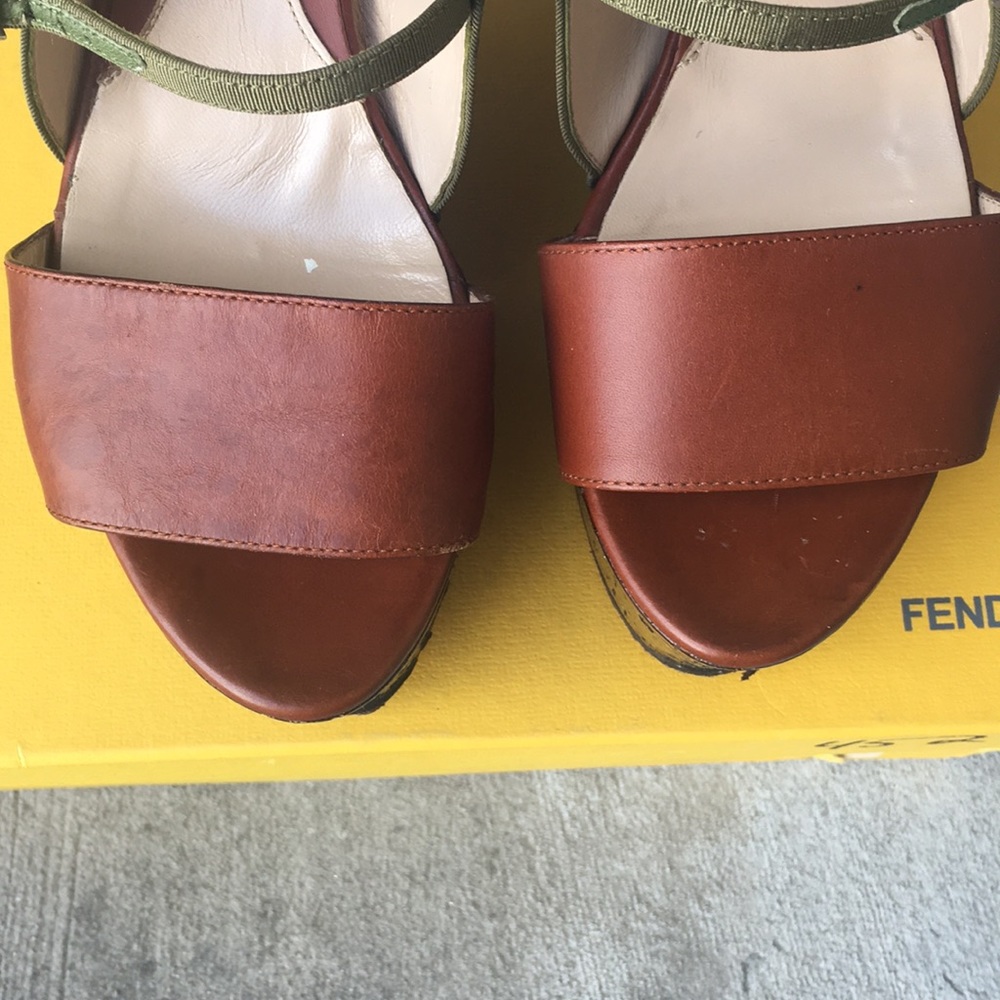 PRICE DROP!  Fendi Platform Sandals Sz 36 - Picture 4 of 8